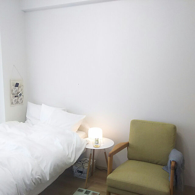 yokoの山崎実業-サイドテーブル プレーンラウンド ホワイトの家具・インテリア写真