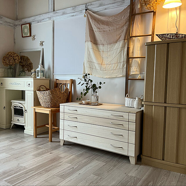 yukarimamaのニトリ-収納付きマントルピース(アイボリー) の家具・インテリア写真