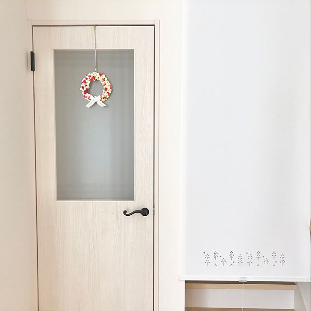 myu-の-ドアに引っ掛けるだけで飾れるリースフック（BRASSリースフック/Sサイズ）の家具・インテリア写真