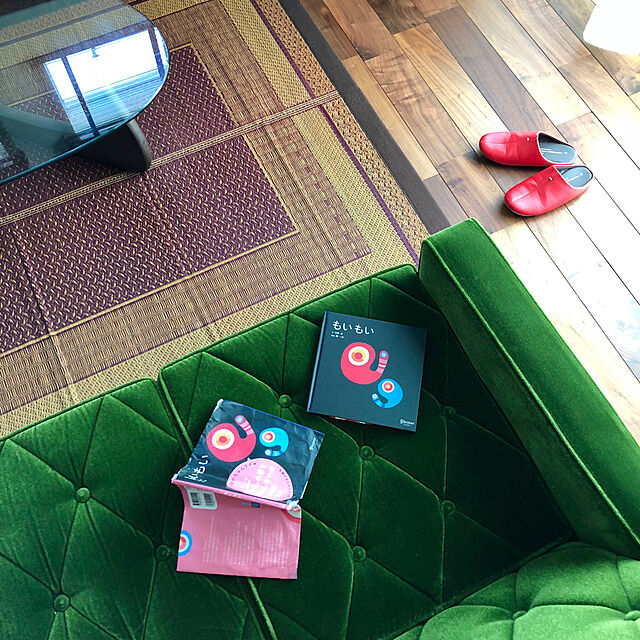 NK67のディスカヴァー・トゥエンティワン-もいもい (あかちゃん学絵本) 0~2歳児向け 絵本の家具・インテリア写真