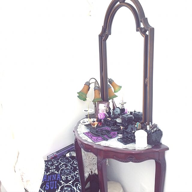 uraraの-アナスイ ANNA SUI ヘアーブラッシュ ブラック [051660]の家具・インテリア写真