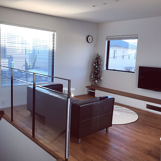 key_kanaの-サイドテーブル プレーン ホワイト 白 シンプル スチール 木製の家具・インテリア写真