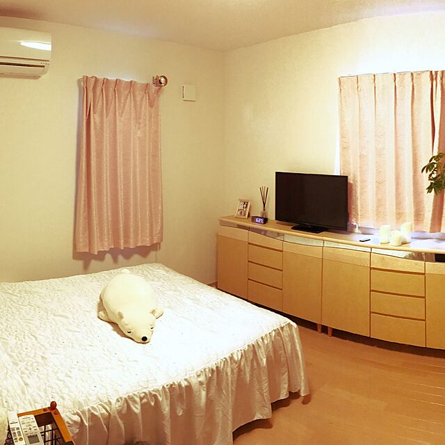 okochinの-ベッドスプレッド・フリル 1枚 ダブルサイズ(幅150×長さ280×高さ45cm) ホテル仕様 刺繍フリル ベッドカバー 北欧 韓国インテリア 送料無料 あす楽の家具・インテリア写真