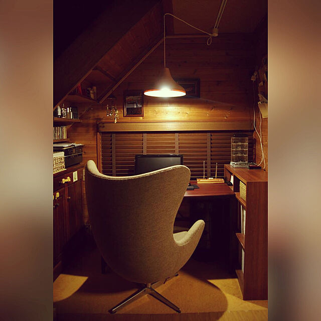 kentarowの-エッグチェア ポニースキン仕様 ブラウン×ホワイト アルネヤコブセンデザインチェア ソファ ソファー sofaの家具・インテリア写真