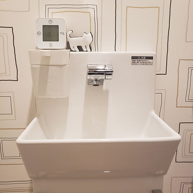 ayuのSANEI-SANEI シンクのディスペンサー 食器洗剤入れ 浮かす収納 ワンプッシュ ホワイト PW1711-Wの家具・インテリア写真