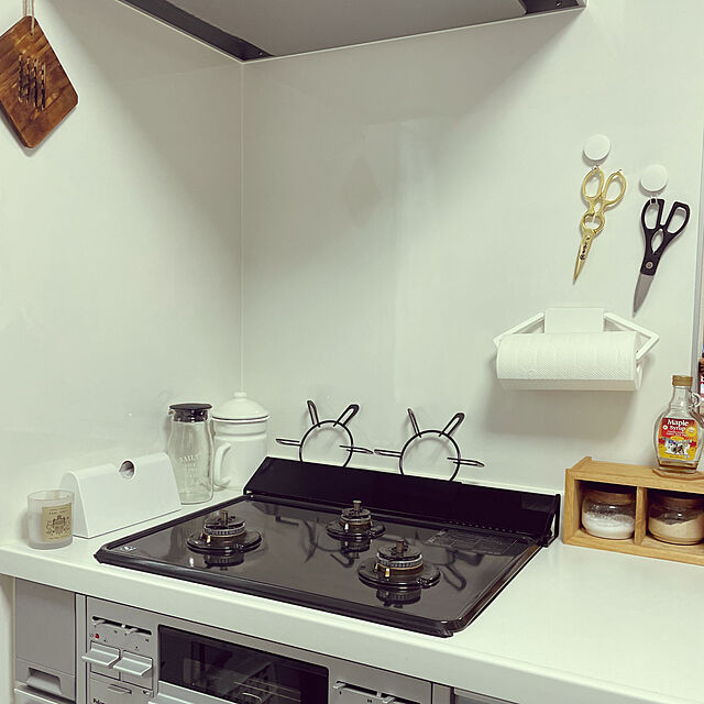 yudhiのニトリ-ホーローオイルポット 1.1L(ホワイト) の家具・インテリア写真