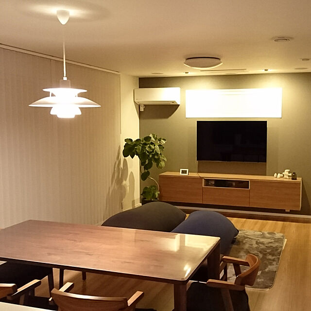 hanaの-【ポイント10倍!】Louis Poulsen（ルイスポールセン）ペンダント照明 PH 5 モダン・ホワイトの家具・インテリア写真