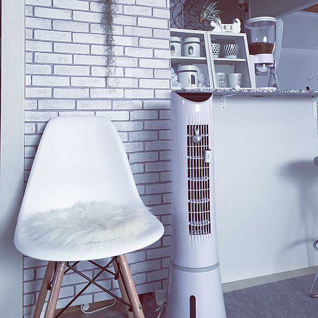 hamiの-アルコレ 冷風扇 扇風機 | 送料無料 おしゃれ タワー型 タワー タワーファン 冷風機 スリム スリムファン リモコン 冷風機 サーキュレーター タイマー 水冷式 アクアクールファン デザイン家電 2021年 夏物 AL COLLEの家具・インテリア写真