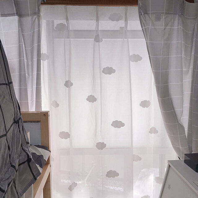 nami-tsunのニトリ-レースカーテン(ルーボ 100X176X2) の家具・インテリア写真