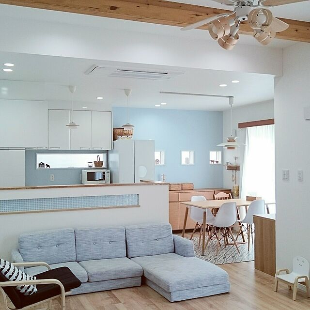 momo0907の-ヤトミ キコリの小イス【ホワイト】木製ローチェアー(mw-kk-wh)の家具・インテリア写真