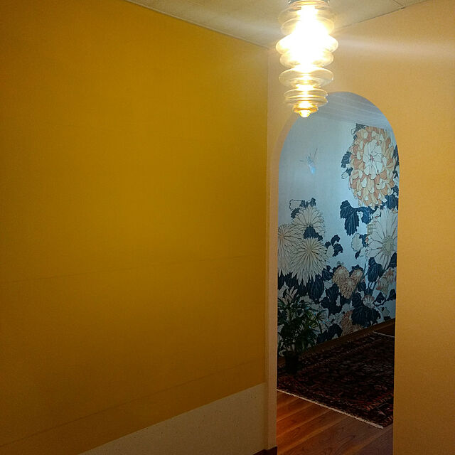 nikkoriの-5日30名様20％OFFクーポン 壁紙の上に塗れるペンキ イマジン ウォールペイント (2L) マット 室内 水性塗料 白 黒 壁・天井・屋内木部用 (約12～14平米使用可能) ジャパニーズ ヴィンテージ ビンテージ 和室 インテリアレトロ ジャパンディ アクセントカラーの家具・インテリア写真