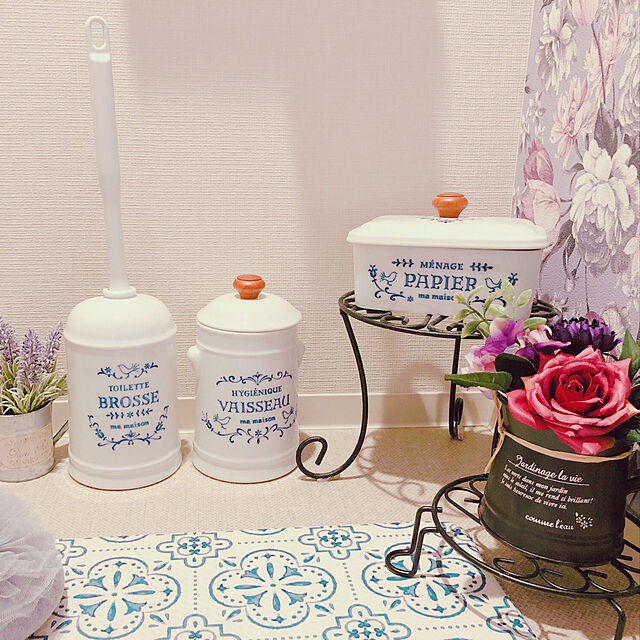 yuriのニトリ-ブリキポットアレンジ(ローズ&ダリア) の家具・インテリア写真