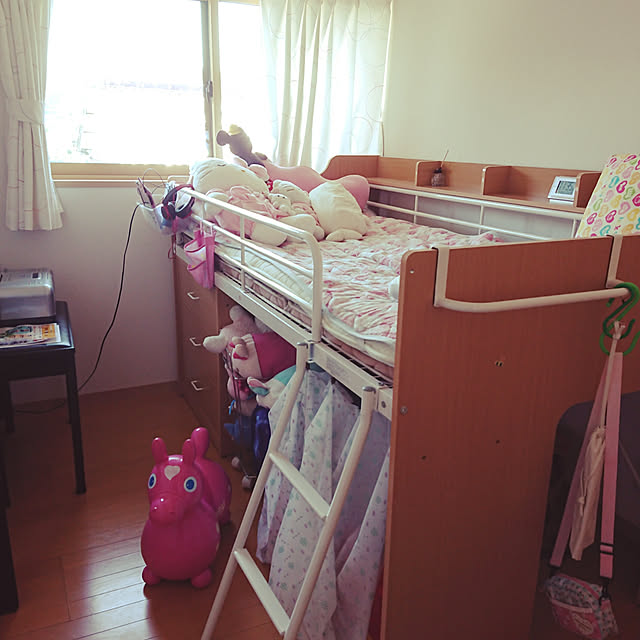 yuukiのニトリ-ミドルタイプ システムベッド+デスク(デニッシュC WW/WH) の家具・インテリア写真