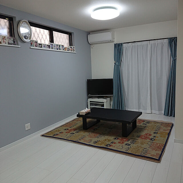 aoirohaのニトリ-遮光2級カーテン(レユール ターコイズブルー 100X200X2) の家具・インテリア写真