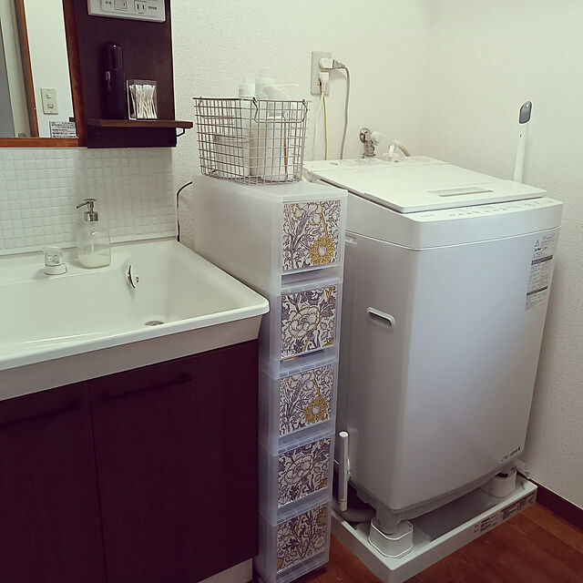 amutantanのマスターリンクス-【 Dream Sticker 】 モザイクタイルシール キッチン 洗面所 トイレの模様替えに最適のDIY 壁紙デコレーション BST-11 (スノー, 1枚)の家具・インテリア写真