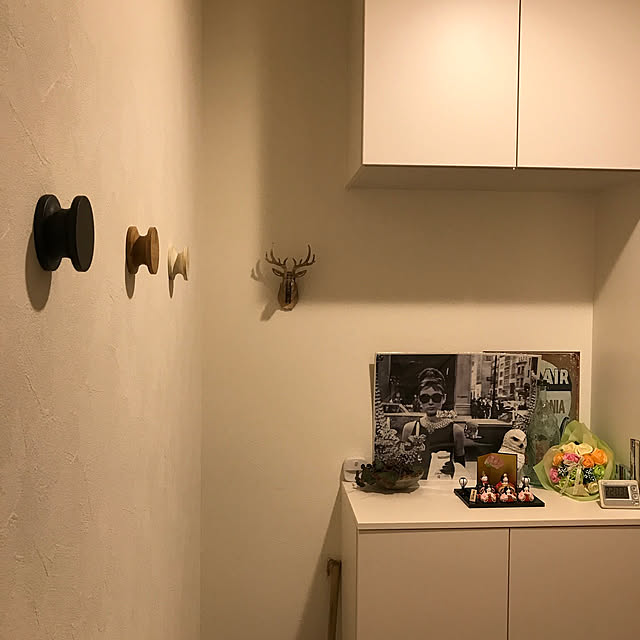 写真付きレビュー 正規代理店 Gudee 壁掛け フック おしゃれ ハンガー 丸 耐荷重5kg 木 竹製 コートフック ウォールフック 帽子掛け Gudeelifeの通販商品 口コミ情報 Roomclipショッピング