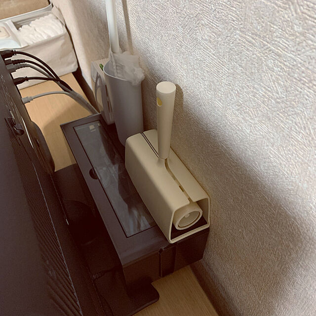 Minoriのイノマタ化学-テーブルタップボックス ケーブルボックス 電源 コード コンセント収納 配線 すっきり カバーの家具・インテリア写真