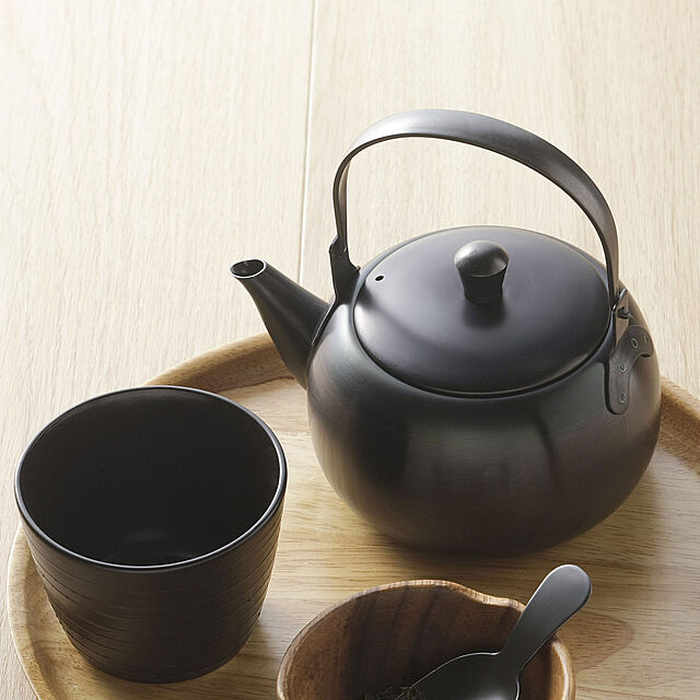 KOGU_elulushopの-茶考具 黒 急須日本製 お茶 ステンレス JAPAN緑茶 煎茶 ほうじ茶茶道具 美しい スタイリッシュ扱いやすい 下村企販 国産 和の家具・インテリア写真