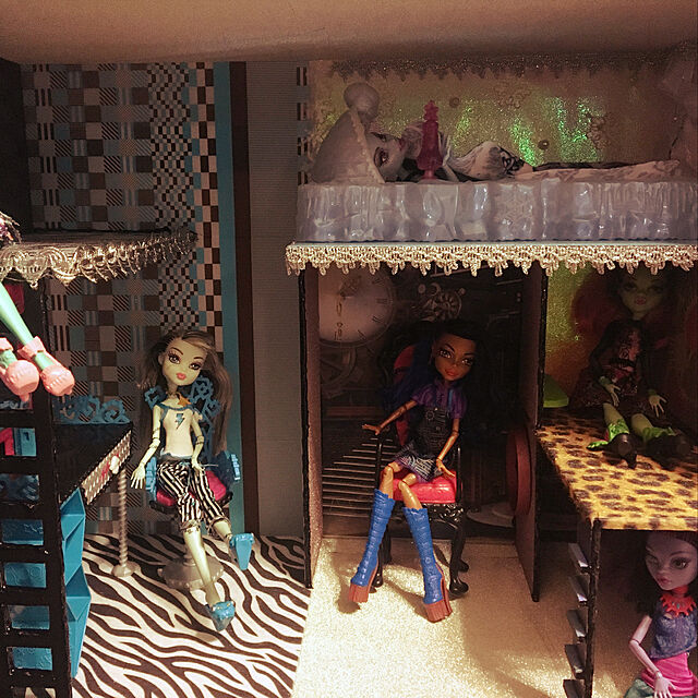 369mamaのマテル-Monster High Frankie dresser play set (Frankie Stein Vanity Play Set)の家具・インテリア写真