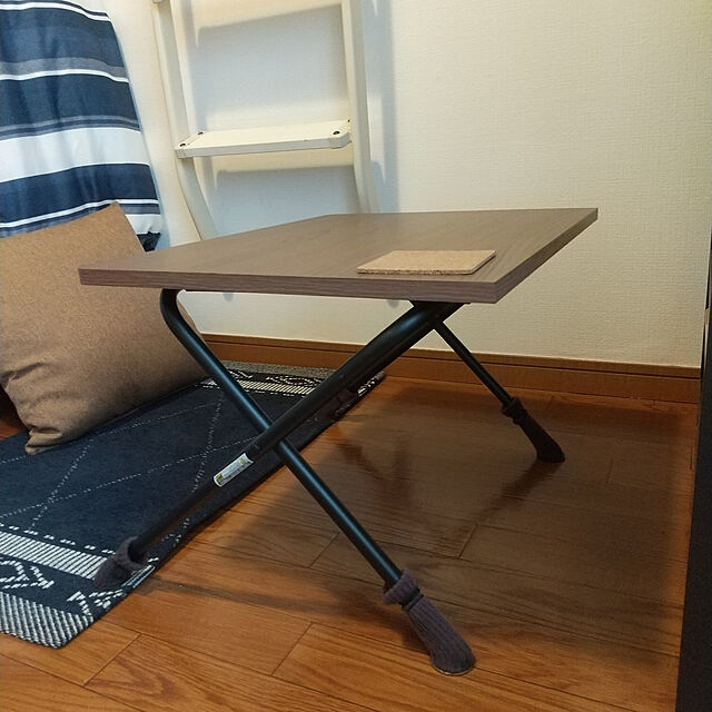 TORIGAI_2023.04のニトリ-椅子脚カバー　スライド　4個入 (DBR)  【玄関先迄納品】の家具・インテリア写真