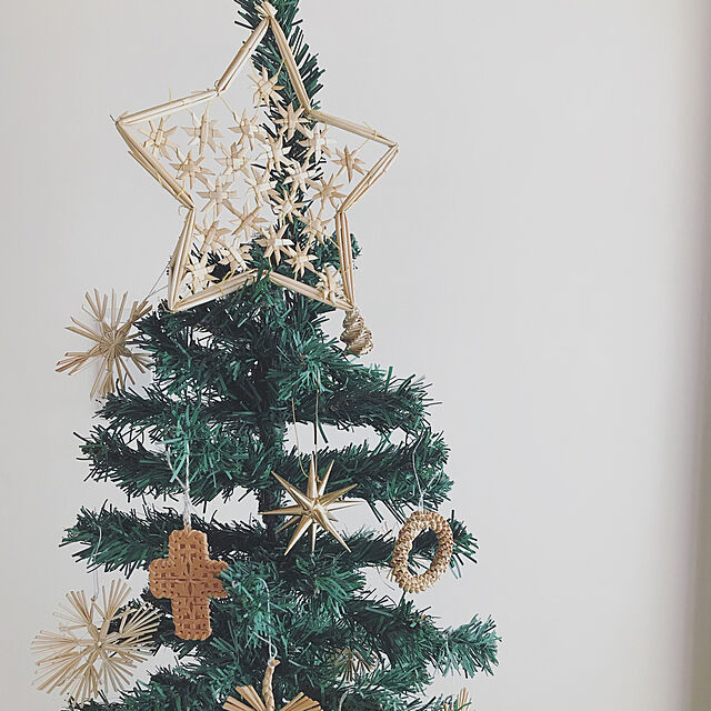emuの-[メール便可] Kimmerle キマール社 星のクリスマス ストローオーナメント 大〜ドイツ・キマール社のクリスマスツリーにぴったりな星のストローオーナメントです。の家具・インテリア写真