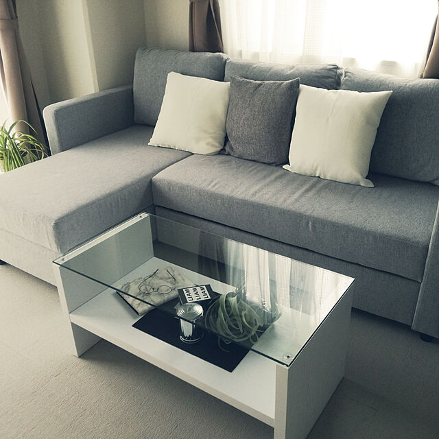 oojirouのぼん家具-ぼん家具 センターテーブル 幅90cm 強化ガラス 棚付 コレクション ローテーブル 木製 ホワイトの家具・インテリア写真