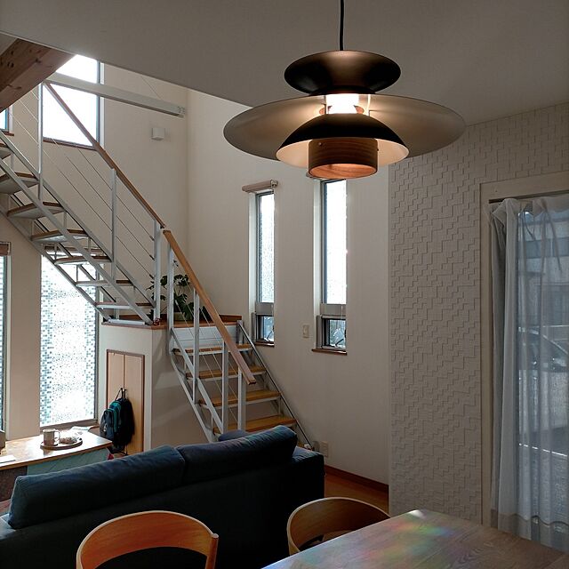 kotaroの-【ベルメゾン】隙間から光が漏れる北欧モダンなペンダントライト「Mercero」の家具・インテリア写真