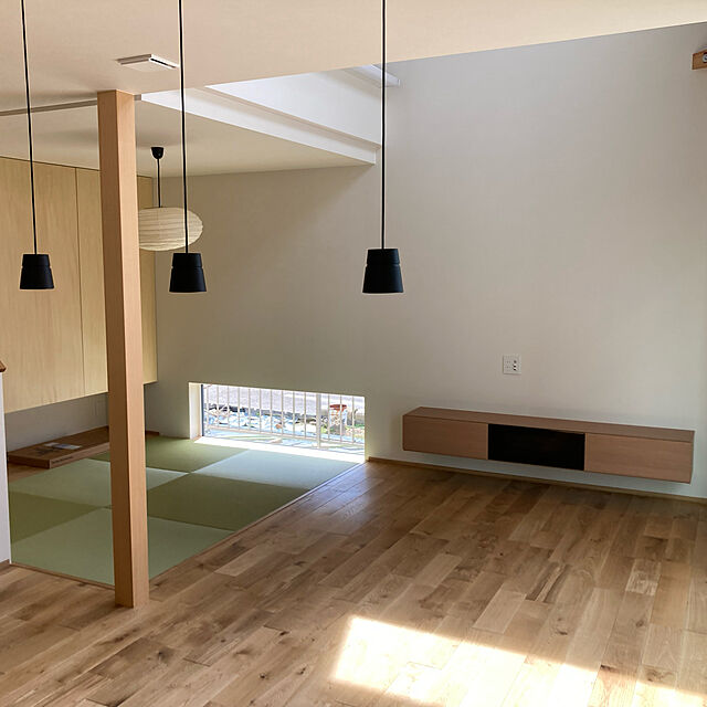 oguoguoの-イサムノグチ 50EN シェード 和紙照明　ペンダントタイプ　ＡＫＡＲＩ（あかり）アカリ 50ENシェード　の家具・インテリア写真