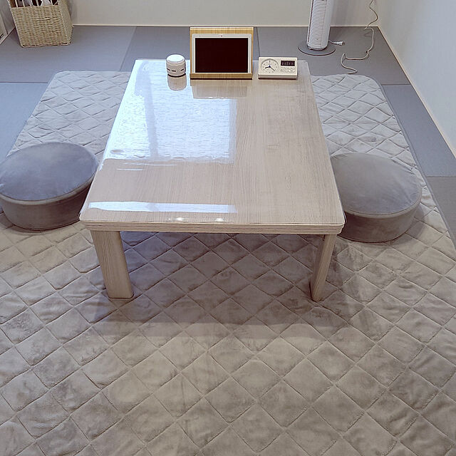 maruのニトリ-フロアスツール(グロス GY) の家具・インテリア写真