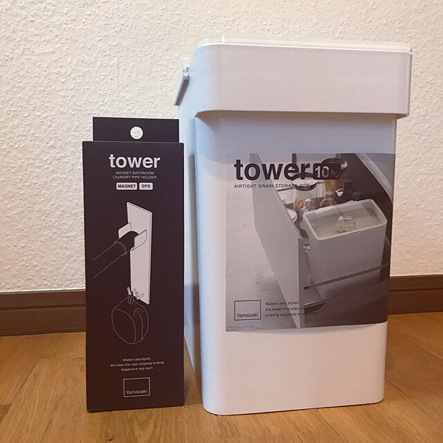 erのtower-山崎実業 マグネットバスルーム物干し竿ホルダー 2個組 タワー towerの家具・インテリア写真