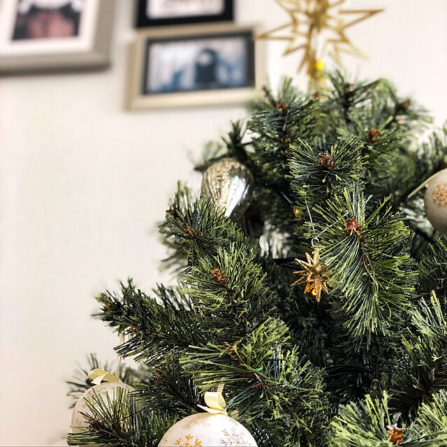 Snug_housE317の-60mmデザインボール(スノーフレーク)箱入り【クリスマスツリー　飾り】の家具・インテリア写真