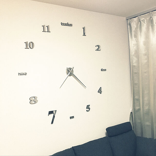goの-SUND 大きいサイズ壁掛け時計　ローマ数字と英語併用する　サイレント　DIYできるインテリア壁時計の家具・インテリア写真