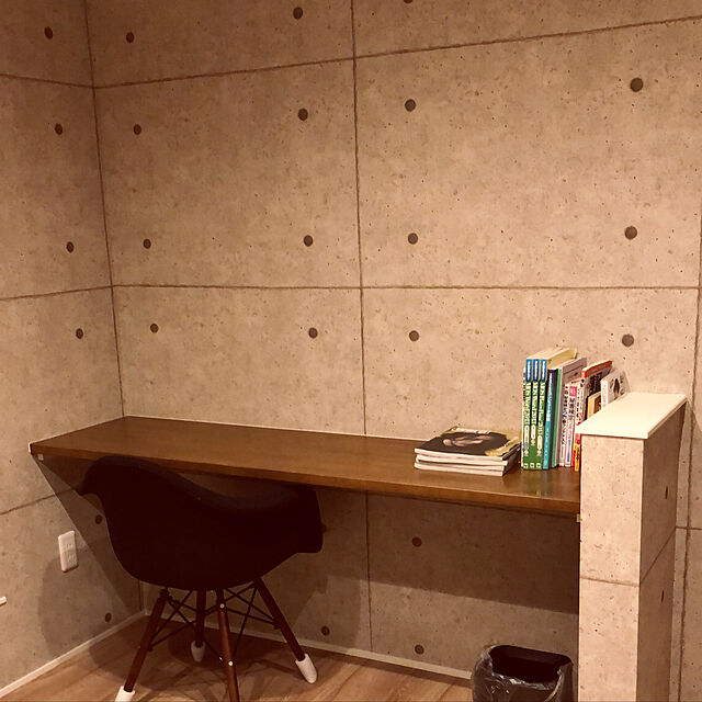 mi-kiの-イームズ Eames イームズ アームチェアDAW ファブリック（完成品）イームズ完成品 プーカ イームズチェア イームズ オフィスチェア 椅子 おしゃれの家具・インテリア写真