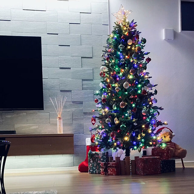 SaRaPaPaの-クリスマスツリー スリム型 電飾付き 198cm LED 450球 屋内 コストコ COSTCOの家具・インテリア写真
