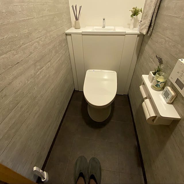 tmnaのレック-レック(LEC) 激落ち トイレ用 シート・ペーパー つまんで クリーナー (はさむ・洗う・流す) 防汚加工トイレ対応 B00160の家具・インテリア写真