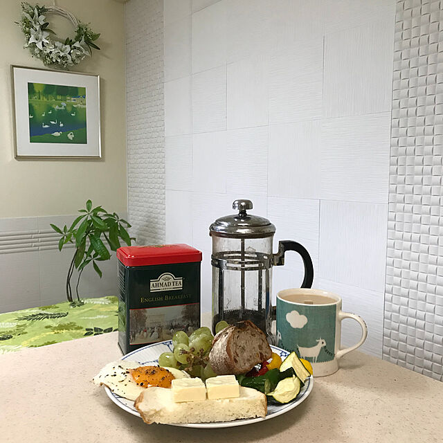 mizucchiの富永貿易-アーマッドティー イングリッシュブレックファースト リーフ ( 茶葉 ) 200g 缶 [ 紅茶 AHMAD TEA ]の家具・インテリア写真