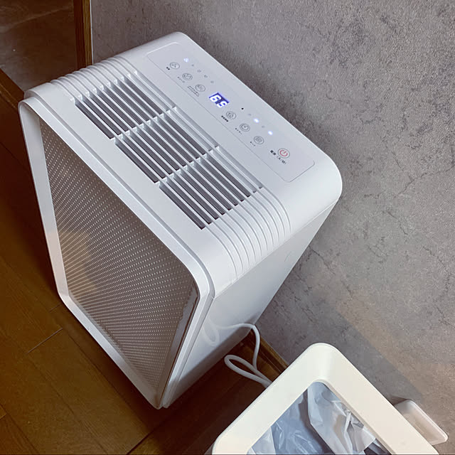 写真付きレビュー Bianca R 公式 ランキング1位受賞 コンプレッサー式 除湿機 22ver パワフル 静音 おしゃれ 除湿器 湿気対策 除湿乾燥機 乾燥器 乾燥機 空気清浄 マイナスイオン コンパクト 結露 梅雨 部屋干し 室内干し カビ対策 洗濯物 衣類乾燥 暑さ対策 写真付きレビュー Bianca R 公式 ランキング1位受賞 コンプレッサー式 除湿機 22ver パワフル 静音 おしゃれ 除湿器 湿気対策 除湿乾燥機 乾燥器 乾燥機 空気清浄 マイナスイオン コンパクト 結露 梅雨 部屋干し 室内干し カビ対策 洗濯物 衣類乾燥 暑さ対策