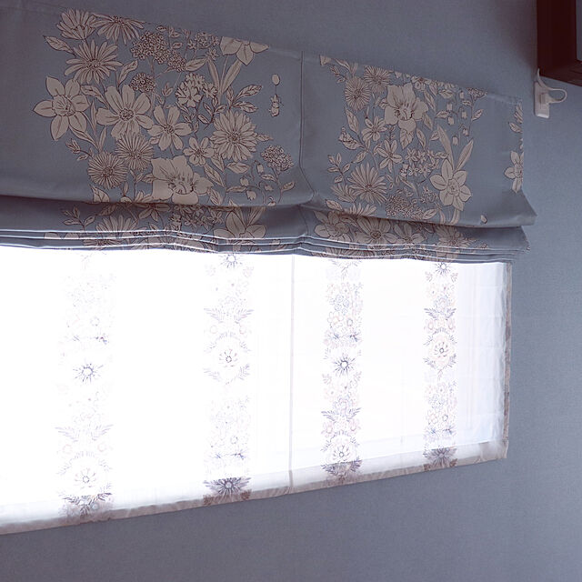sanaの住江織物-プーさんカーテン パルテール(幅100cm×丈200cm)遮光2級 ウォッシャブル 形状記憶 ドレープの家具・インテリア写真
