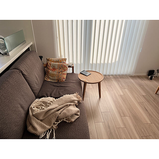 ht6030のサンフラワーラタン-サイドテーブル 丸 幅45cm 高さ45cm T080XP チーク無垢材 北欧 キムラの家具・インテリア写真