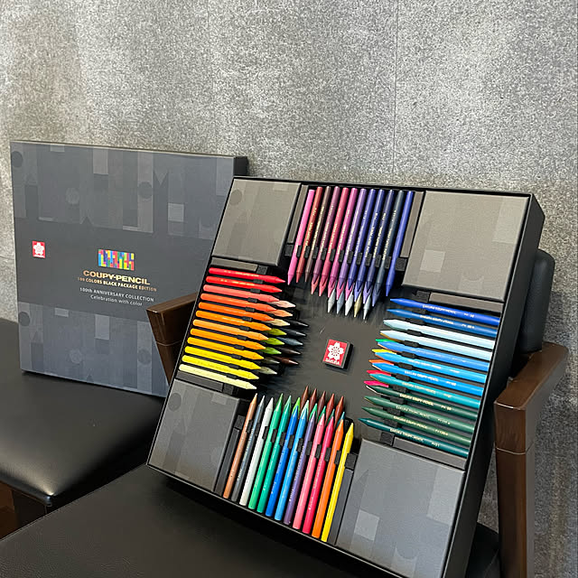 サクラクレパス 色鉛筆 クーピーペンシル 100色 ブラックパッケージ