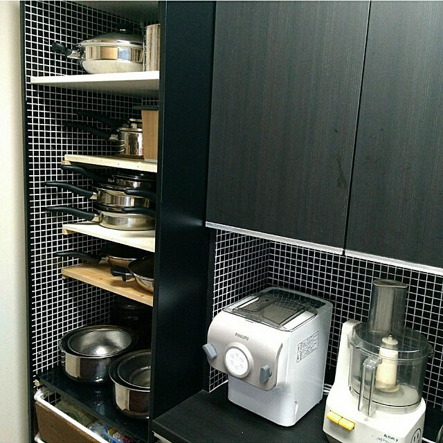 daiの-フィリップス(PHILIPS) (お家で生麺) ヌードルメーカー 製麺機(パスタマシン) HR2365/01 (シャンパンゴールド/ホワイト)の家具・インテリア写真