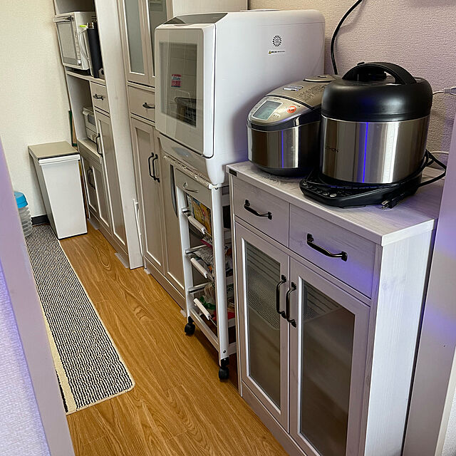 sakの佐藤産業-食器棚 スリム 幅60cm カップボード キッチン収納棚 キッチンキャビネット 一人暮らし シンプル かわいい おしゃれ ＜LUFFY/LU180-60G＞の家具・インテリア写真