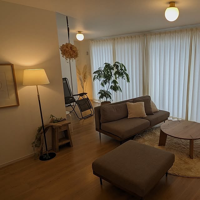 ranmaruのニトリ-（1枚入り）裏地付き遮熱カーテン(リトア ベージュ 100X178X1) の家具・インテリア写真