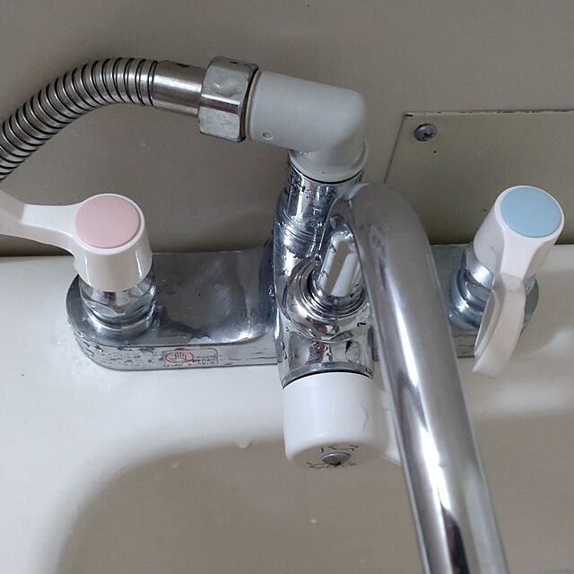 coooperのSANEI-SANEI ワンタッチレバー 吐水・止水の操作が楽 簡単取り付け 節水 他社用アダプター付 PR2332Fの家具・インテリア写真