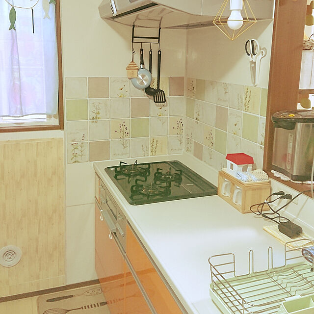 mi-ya.hymのニトリ-キッチン マルチスタンド RD色 の家具・インテリア写真