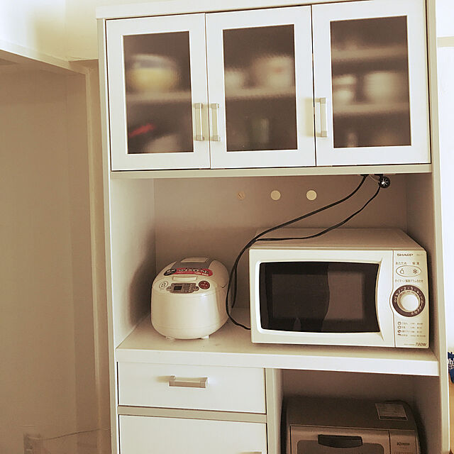 toshi_hourzの-【中古】　シャープ　電子レンジ　RE-T1　50Hz専用　　　　　　SHARP　レンジ　ホワイト　700W　　　　　　タイマー付　あたため　解凍の家具・インテリア写真