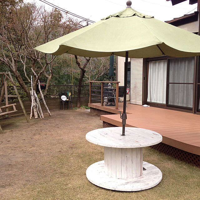 Toshiharu_18の-【オリジナルガーデニング創りの定番】加工・塗装済み木製電線ドラムテーブル　2号の家具・インテリア写真