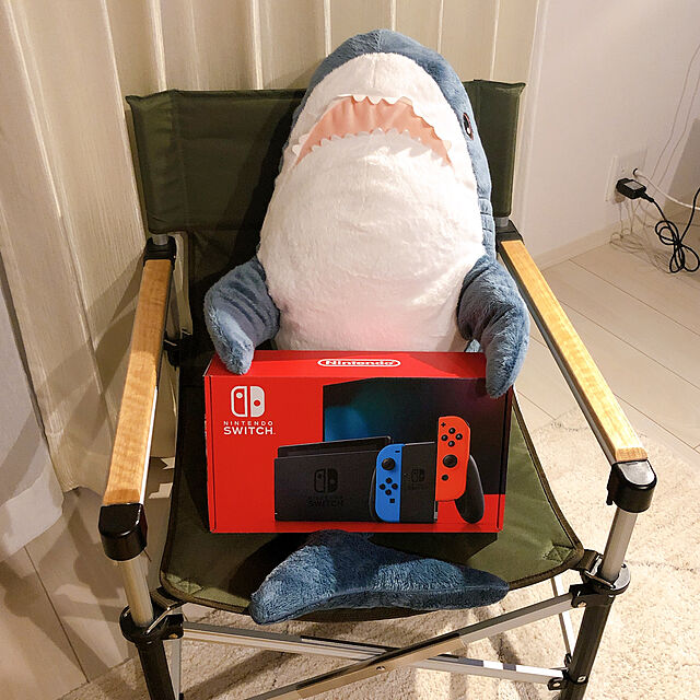 chaaaの-Nintendo Switch Joy-Con (L) ネオンブルー/ (R) ネオンレッドニンテンドースイッチ 本体【送料無料】【即日発送、土、祝日発送】の家具・インテリア写真