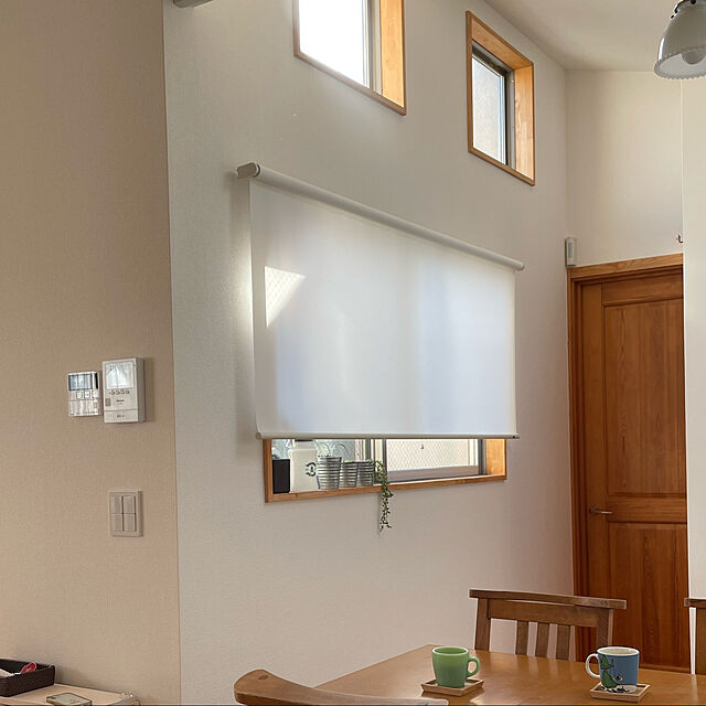 nahonのフルネス-ロールスクリーン 突っ張り式 フルネス強力つっぱりロールスクリーン 180×180cmの家具・インテリア写真