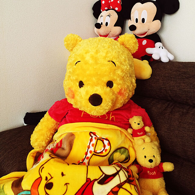 -non-のディズニーストア-ぬいぐるみ(XL) プーさん Pooh Hunny Dayの家具・インテリア写真